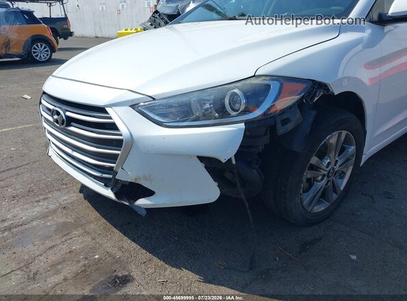 5NPD84LF0JH327584 2018 HYUNDAI ELANTRA White Front view