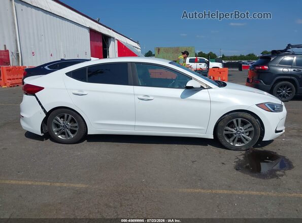 5NPD84LF0JH327584 2018 HYUNDAI ELANTRA White Rear interior view