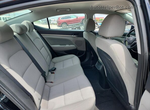 5NPD84LF0JH339816 2018 HYUNDAI ELANTRA Black Rear seats view