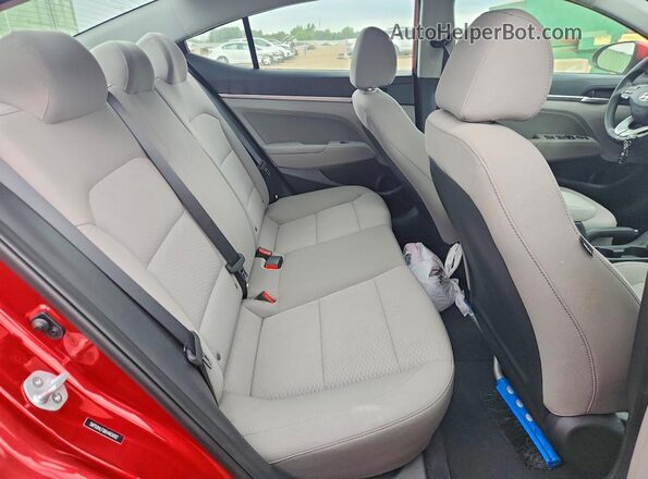 5NPD84LF0KH465692 2019 HYUNDAI ELANTRA Red Вид задніх сидінь