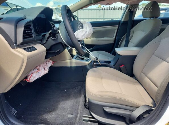 5NPD84LF0LH594761 2020 HYUNDAI ELANTRA White Front interior view