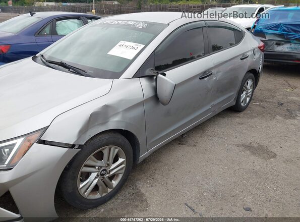 5NPD84LF0LH628181 2020 HYUNDAI ELANTRA Серебряный Вид спереди