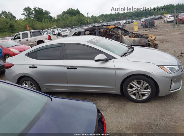 5NPD84LF0LH628181 2020 HYUNDAI ELANTRA Серебряный Вид задней части салона