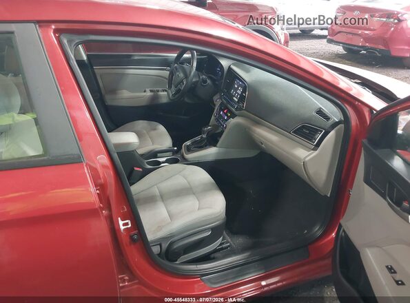 5NPD84LF1HH037591 2017 HYUNDAI ELANTRA Red Vista interior delantera