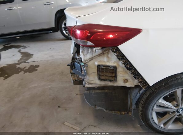 5NPD84LF1HH049224 2017 HYUNDAI ELANTRA White 