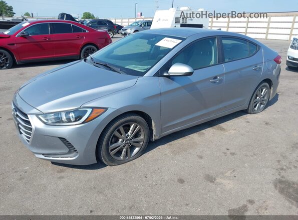 5NPD84LF1HH155883 2017 HYUNDAI ELANTRA Silver Vista tres cuartos delantera izquierda