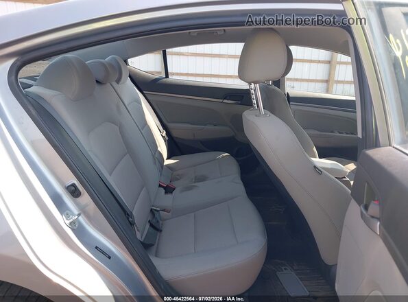 5NPD84LF1HH155883 2017 HYUNDAI ELANTRA Silver Vista de la etiqueta del VIN
