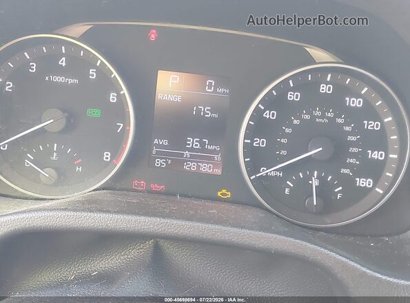 5NPD84LF1HH159075 2017 HYUNDAI ELANTRA Silver Vista de los asientos traseros