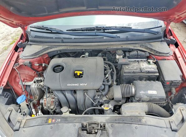 5NPD84LF1HH203138 2017 HYUNDAI ELANTRA Red Vista del compartimento del motor