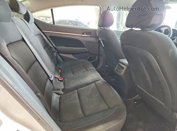 5NPD84LF1JH223847 2018 HYUNDAI ELANTRA White Հետևի նստատեղերի տեսք