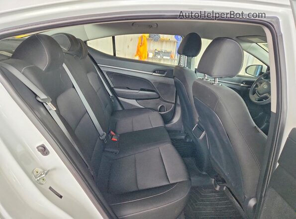 5NPD84LF1JH234380 2018 HYUNDAI ELANTRA Белый Вид задних сидений