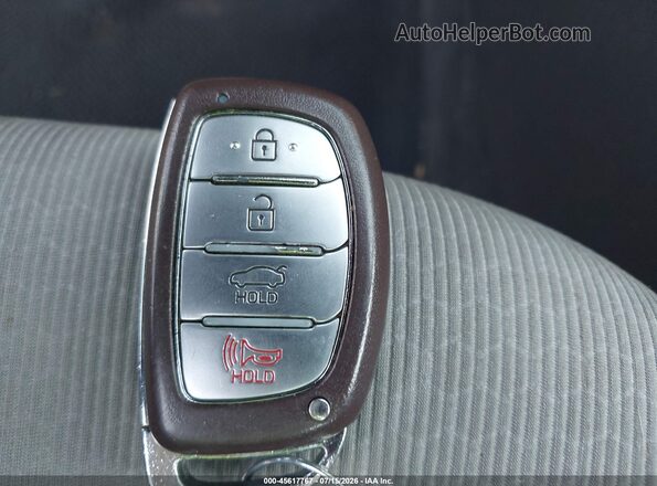 5NPD84LF1JH251910 2018 HYUNDAI ELANTRA Серый Вид панели приборов