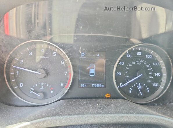 5NPD84LF1JH300040 2018 HYUNDAI ELANTRA Red ხელსაწყოთა პანელის ხედი