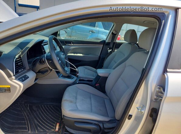 5NPD84LF1JH308025 2018 HYUNDAI ELANTRA Silver Սալոնի դիմացի տեսք