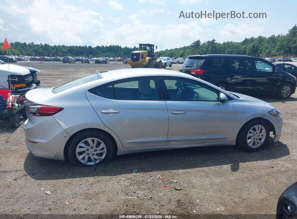5NPD84LF1JH335144 2018 HYUNDAI ELANTRA Silver Rear interior view