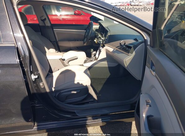 5NPD84LF1KH443149 2019 HYUNDAI ELANTRA Black Widok wnętrza z przodu