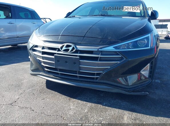 5NPD84LF1KH443149 2019 HYUNDAI ELANTRA Black Widok z przodu