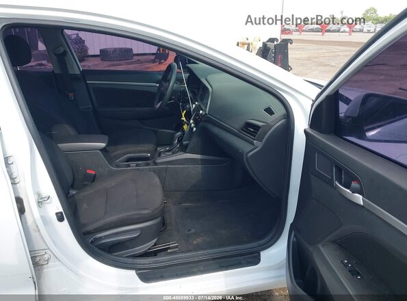 5NPD84LF1LH560439 2020 HYUNDAI ELANTRA Белый Вид салона спереди
