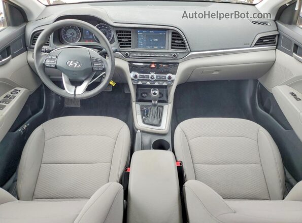 5NPD84LF1LH596986 2020 HYUNDAI ELANTRA Red Vista del salpicadero