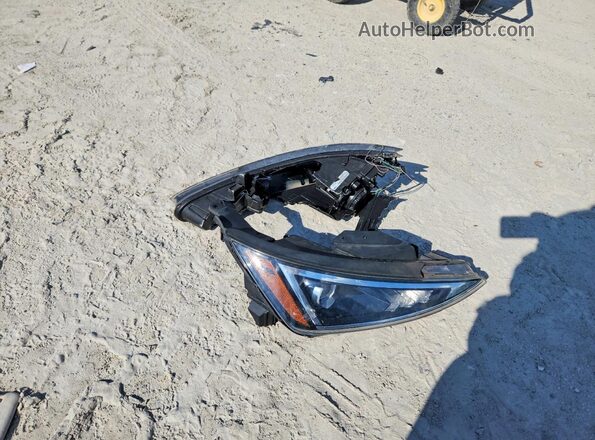 5NPD84LF1LH598446 2020 HYUNDAI ELANTRA Black Вид підкапотного простору