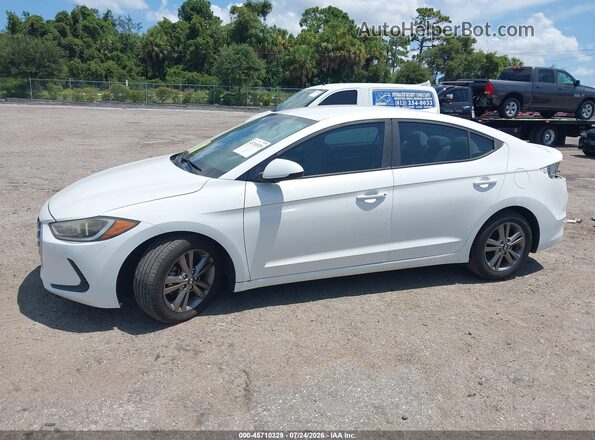 5NPD84LF2HH005099 2017 HYUNDAI ELANTRA White 