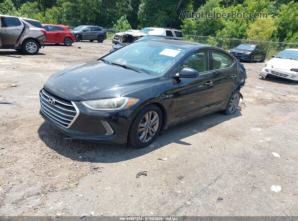 5NPD84LF2HH019231 2017 HYUNDAI ELANTRA Черный Передняя левая четверть
