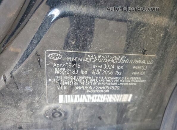 5NPD84LF2HH054920 2017 HYUNDAI ELANTRA Black Widok komory silnika