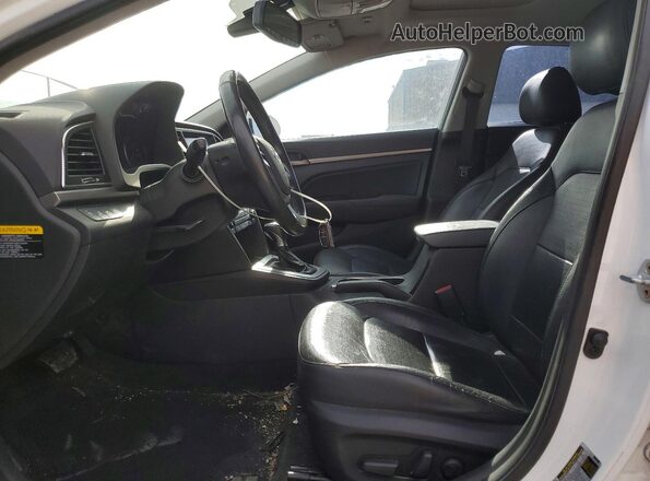5NPD84LF2HH055839 2017 HYUNDAI ELANTRA White Widok wnętrza z przodu