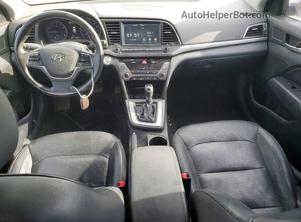5NPD84LF2HH055839 2017 HYUNDAI ELANTRA White Widok deski rozdzielczej