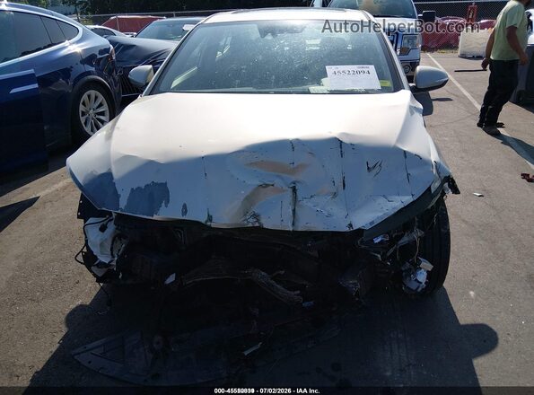 5NPD84LF2HH088114 2017 HYUNDAI ELANTRA Серебряный Вид спереди