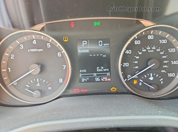 5NPD84LF2HH090879 2017 HYUNDAI ELANTRA Red ხელსაწყოთა პანელის ხედი