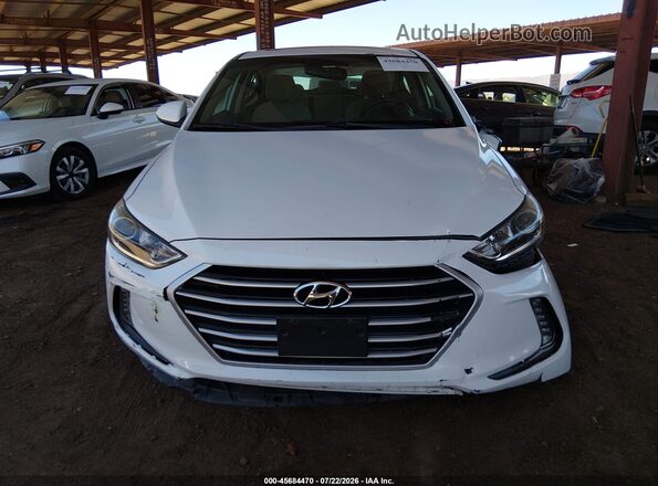 5NPD84LF2HH176788 2017 HYUNDAI ELANTRA Белый Вид щитка приборов