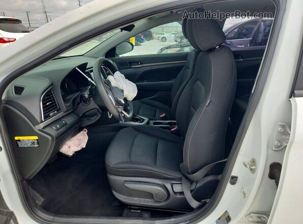 5NPD84LF2JH230371 2018 HYUNDAI ELANTRA White Vista interior delantera