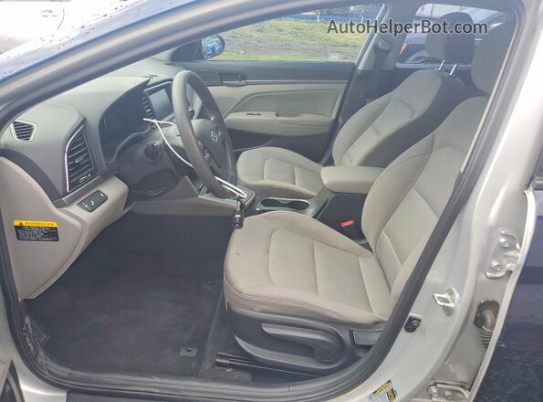 5NPD84LF2JH233934 2018 HYUNDAI ELANTRA Синий Вид салона спереди