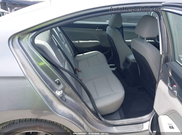 5NPD84LF2JH282745 2018 HYUNDAI ELANTRA Gray Widok naklejki z numerem VIN
