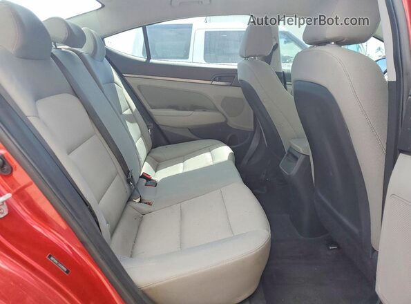 5NPD84LF2JH289890 2018 HYUNDAI ELANTRA Красный Вид задних сидений