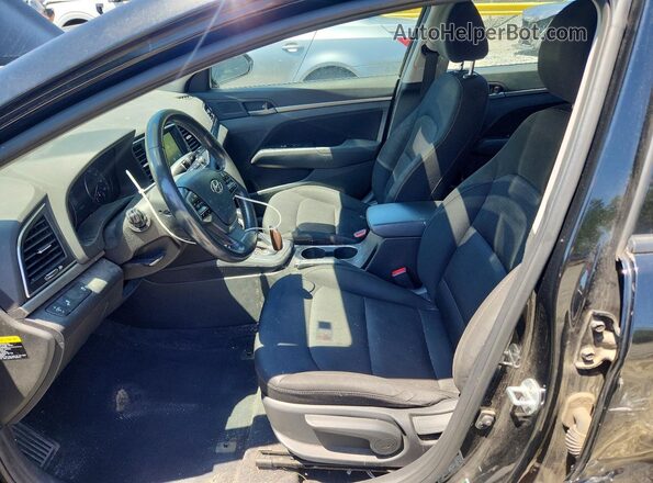 5NPD84LF2JH334732 2018 HYUNDAI ELANTRA Black Вид салону спереду