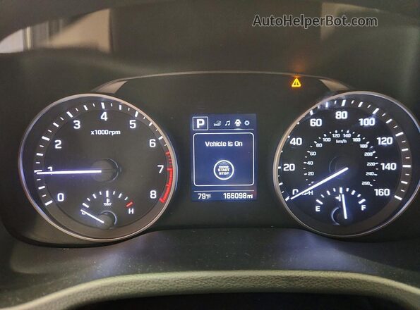 5NPD84LF2JH372591 2018 HYUNDAI ELANTRA Black ხელსაწყოთა პანელის ხედი