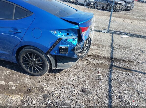 5NPD84LF2JH388757 2018 HYUNDAI ELANTRA Синий Вид спереди