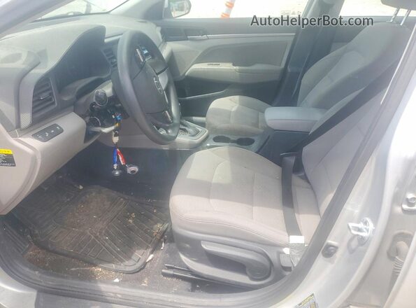 5NPD84LF2KH423007 2019 HYUNDAI ELANTRA Silver Front interior view
