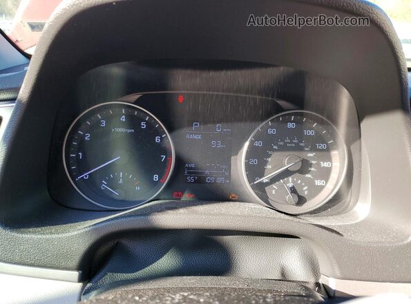 5NPD84LF3HH001384 2017 HYUNDAI ELANTRA Red Widok zestawu wskaźników