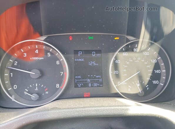 5NPD84LF3HH016063 2017 HYUNDAI ELANTRA Black ხელსაწყოთა პანელის ხედი