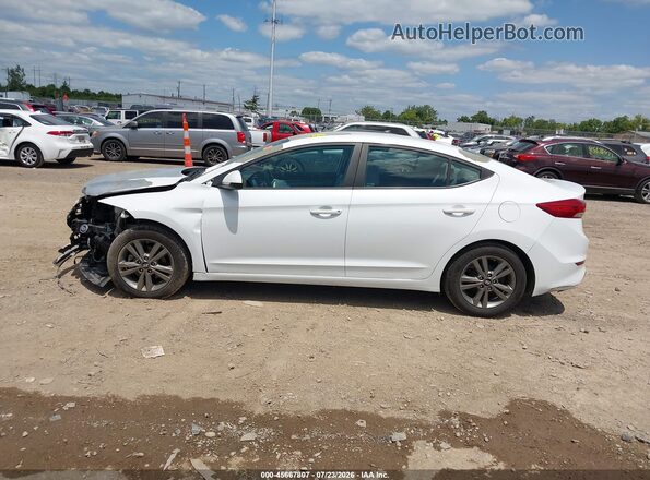 5NPD84LF3HH030173 2017 HYUNDAI ELANTRA White Սալոնի 360 աստիճան տեսք