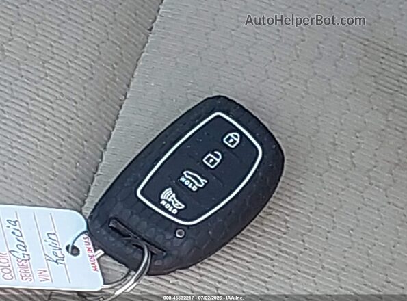 5NPD84LF3HH097789 2017 HYUNDAI ELANTRA Silver Առջևի վահանակի տեսք