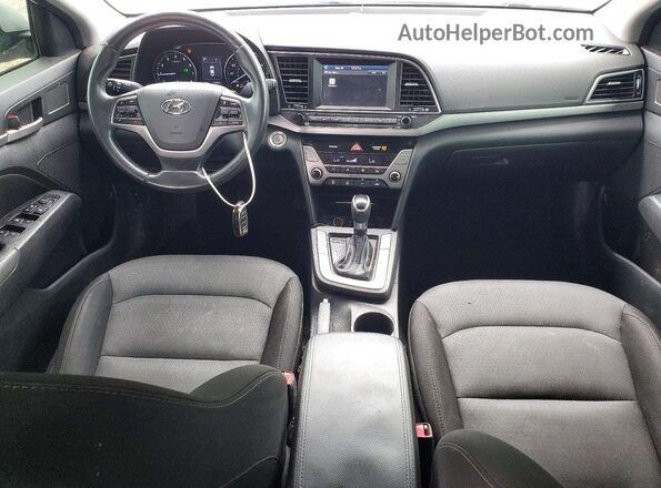 5NPD84LF3HH172457 2017 HYUNDAI ELANTRA White Vista del salpicadero