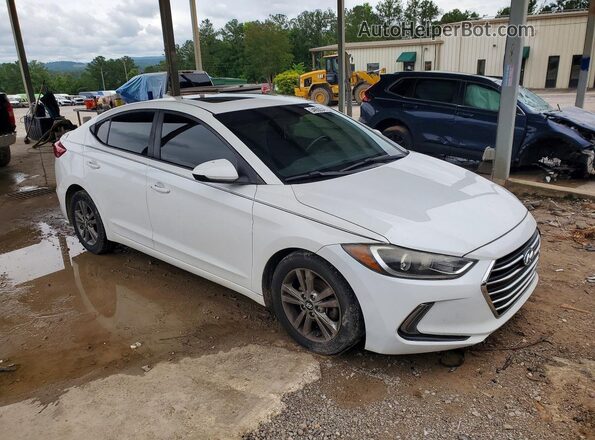 5NPD84LF3HH172457 2017 HYUNDAI ELANTRA White Delantero derecho