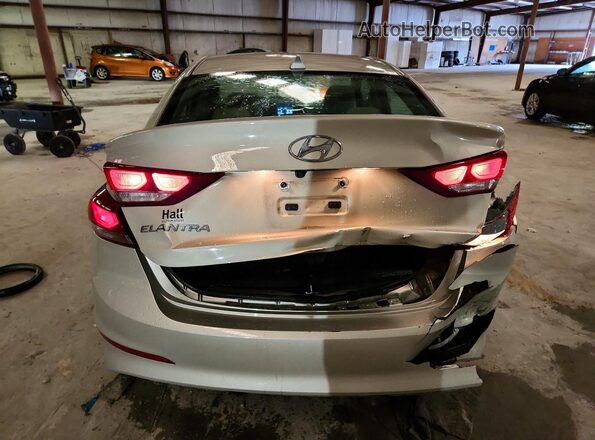 5NPD84LF3HH177559 2017 HYUNDAI ELANTRA Silver Widok z tyłu