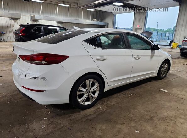 5NPD84LF3HH188674 2017 HYUNDAI ELANTRA White Rear right