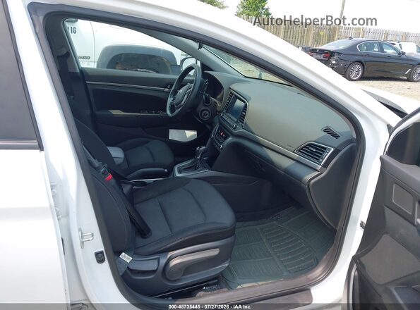 5NPD84LF3JH221128 2018 HYUNDAI ELANTRA White წინა სალონის ხედი