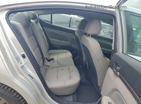 5NPD84LF3JH240312 2018 HYUNDAI ELANTRA Серебряный Вид задних сидений